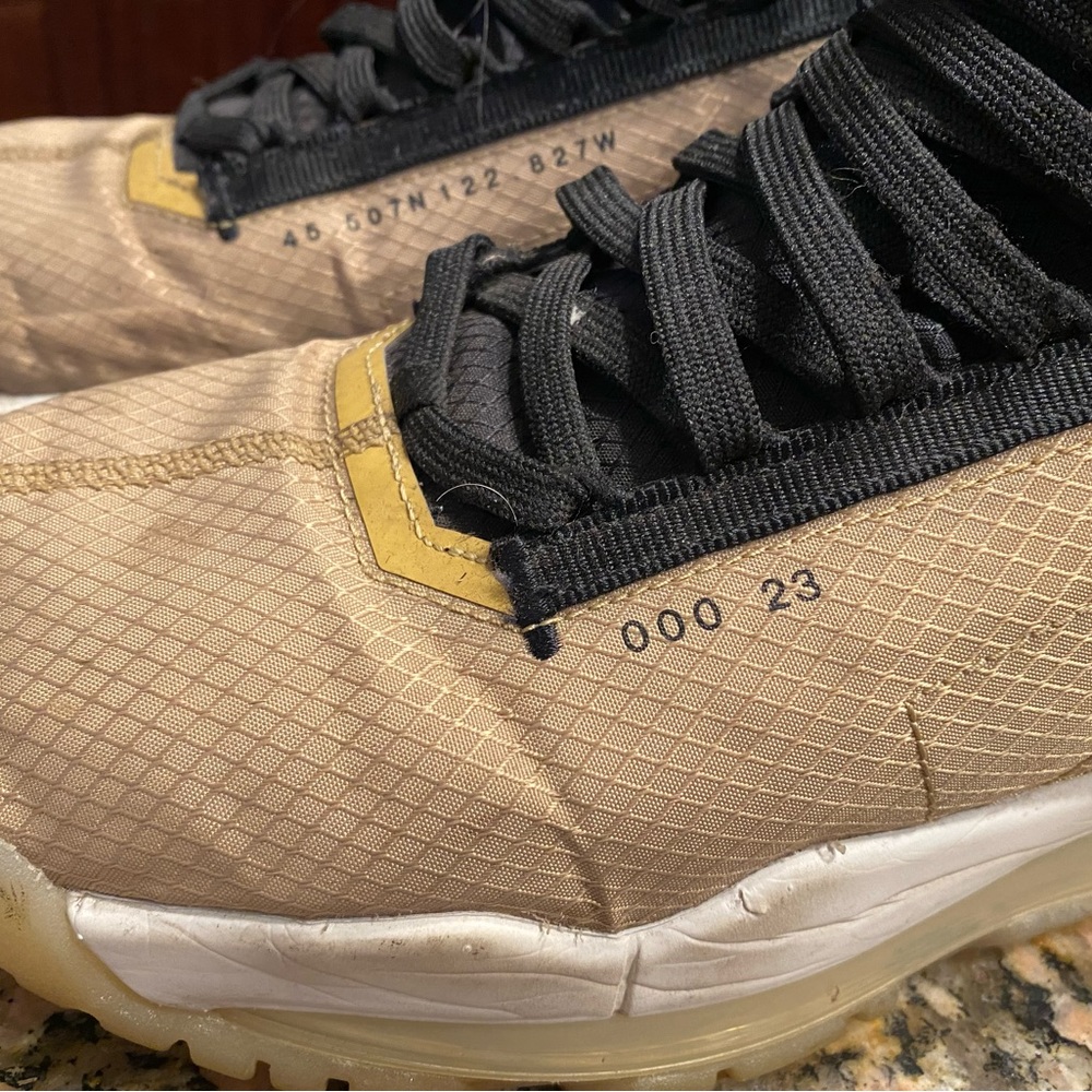 Used Nike air max